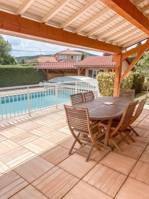 Magnifique Maison A Lentilly - Piscine Extérieur photo
