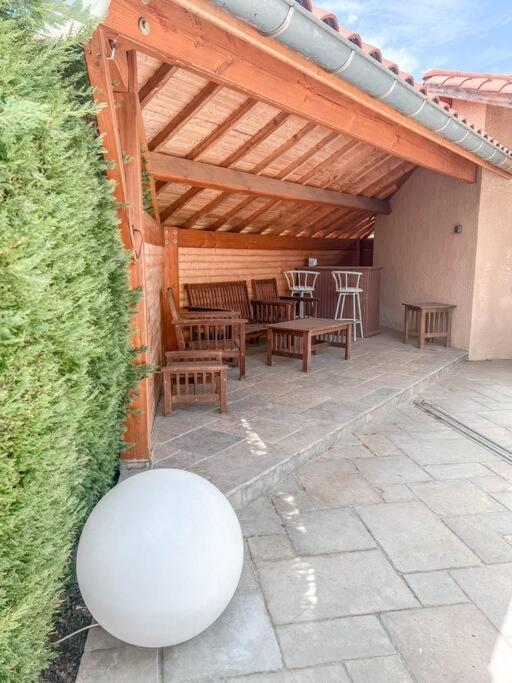 Magnifique Maison A Lentilly - Piscine Extérieur photo